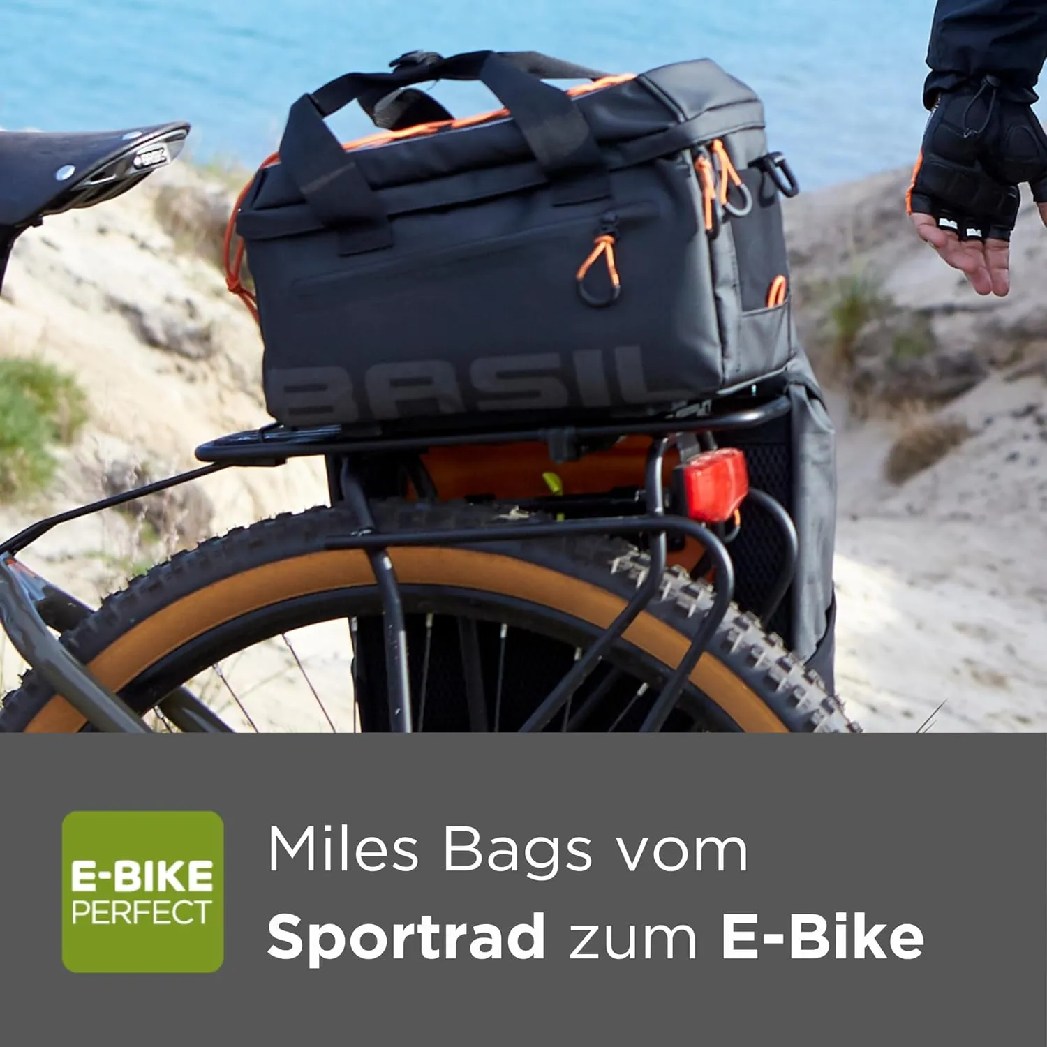 Basil Miles Daypack Bike Pannier & Backpack - 17L (Slate)