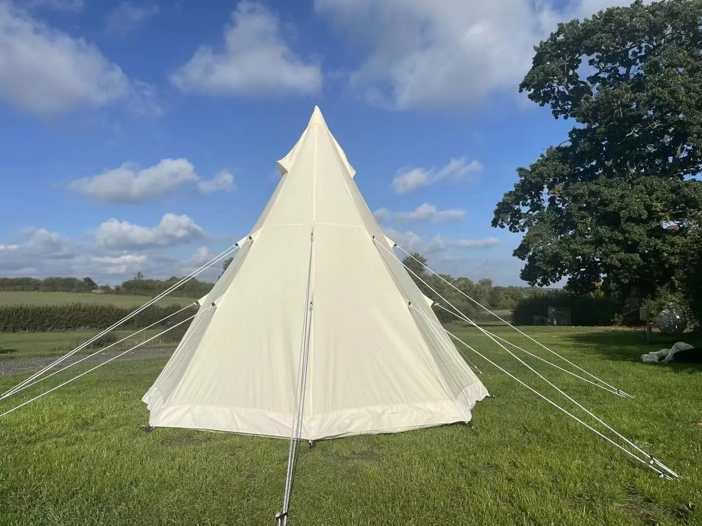 Comfortable Family Glamping Tent, 4-Season 9.85ft Canvas Tipi for Outdoor Adventures, Lightweight Aluminum Frame, White
