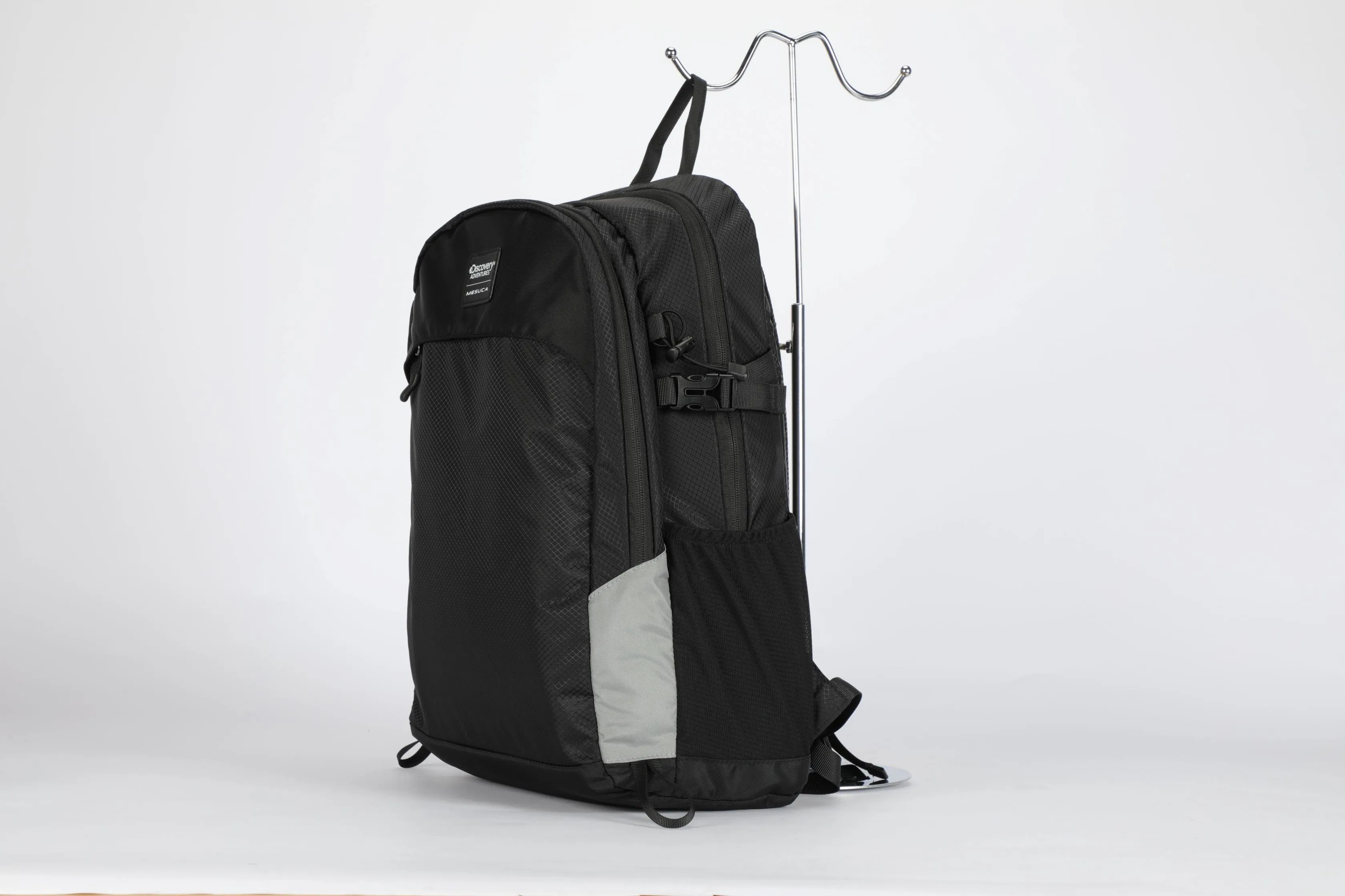 Discovery Adventures Casual Outdoor Backpack 30L