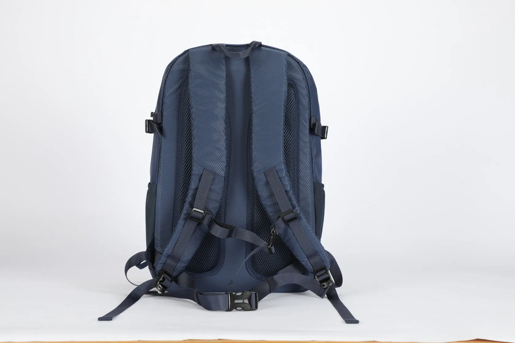 Discovery Adventures Casual Outdoor Backpack 30L