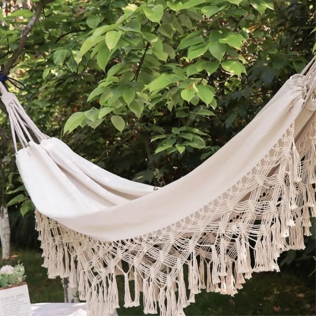 Hammock Double Outdoor Hammock Tassel Exotic Style Camping Lazy Hanging Basket Home Leisure Thickened Canvas Courtyard Swing Hammock Outdoor(C)