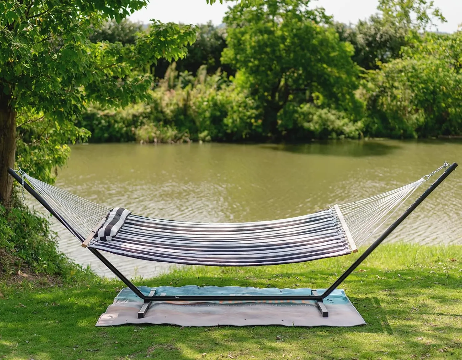 Lazy Daze 12 FT Quilted Hammock with Spreader Bar, 2-Person Double Hammock for Outside Patio Poolside Backyard Beach, 450 lbs Capacity, Black White