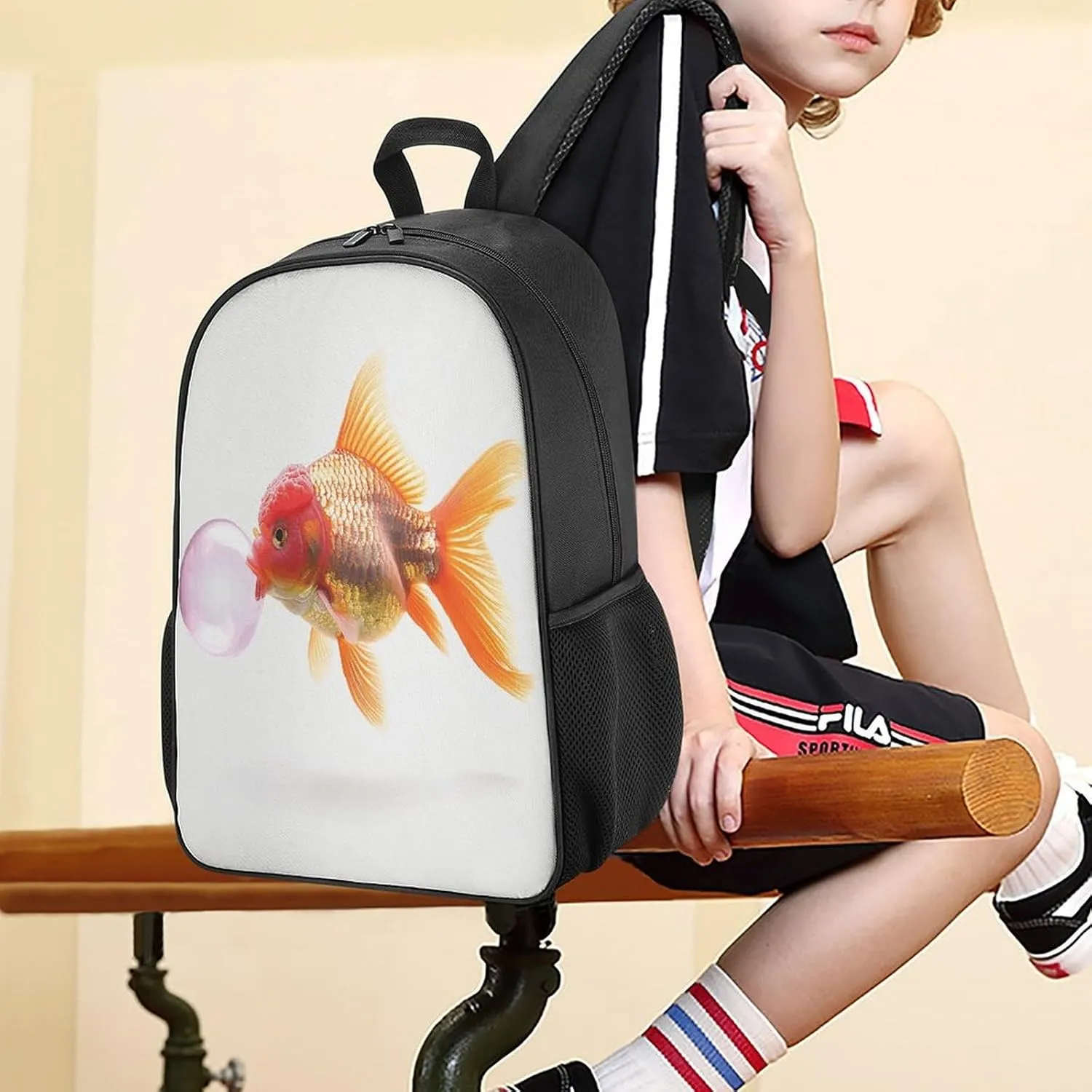 Lightweight Backpacks Cute Travel Bag Durable Fish Blowing Bubble Gum Printing Small Travel Backpack For Women & Men