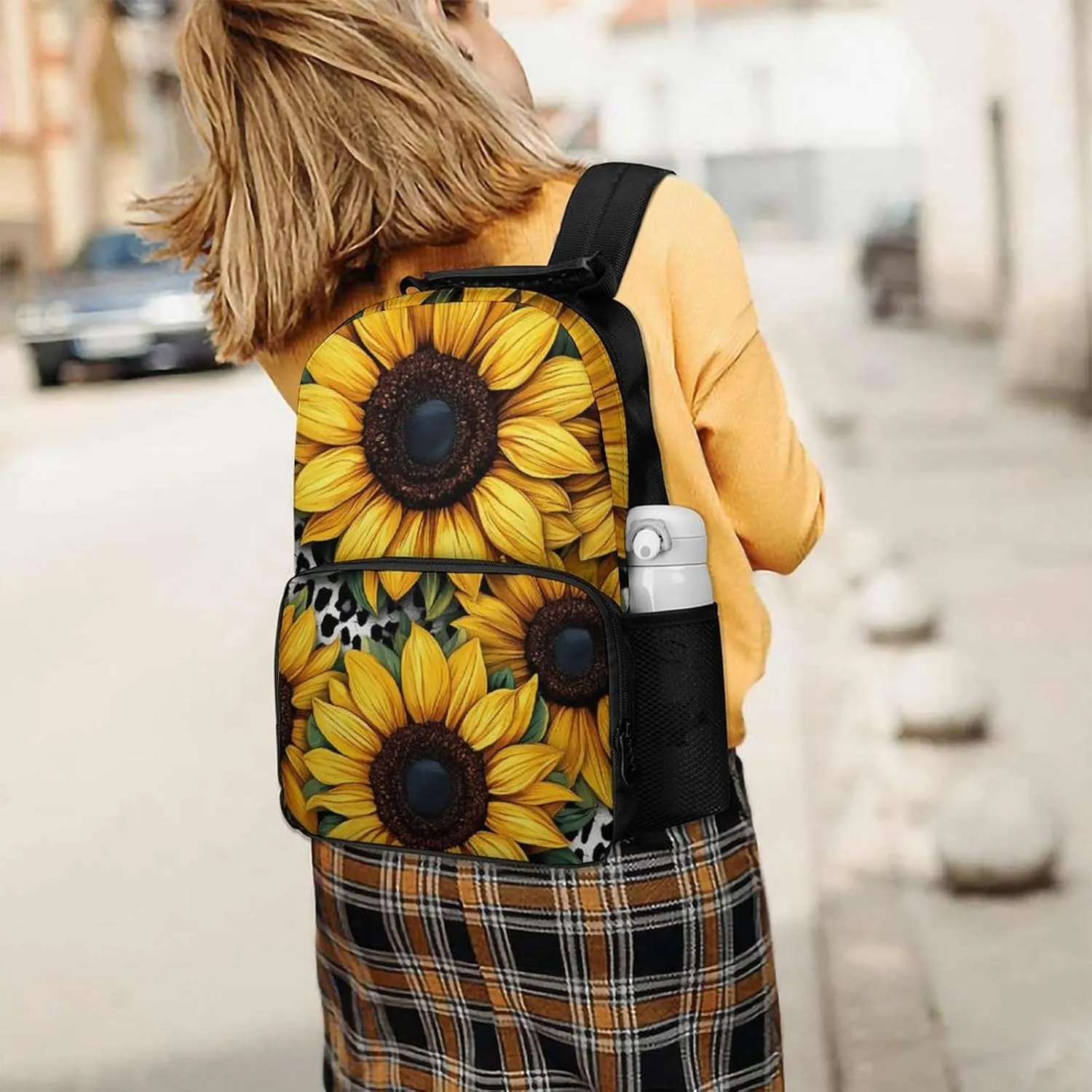 Men Women Lightweight 80S Vintage Cow Print Sunflowers Backpack Large Capacity Bookbag With Smooth Zippers for Gym Business Running