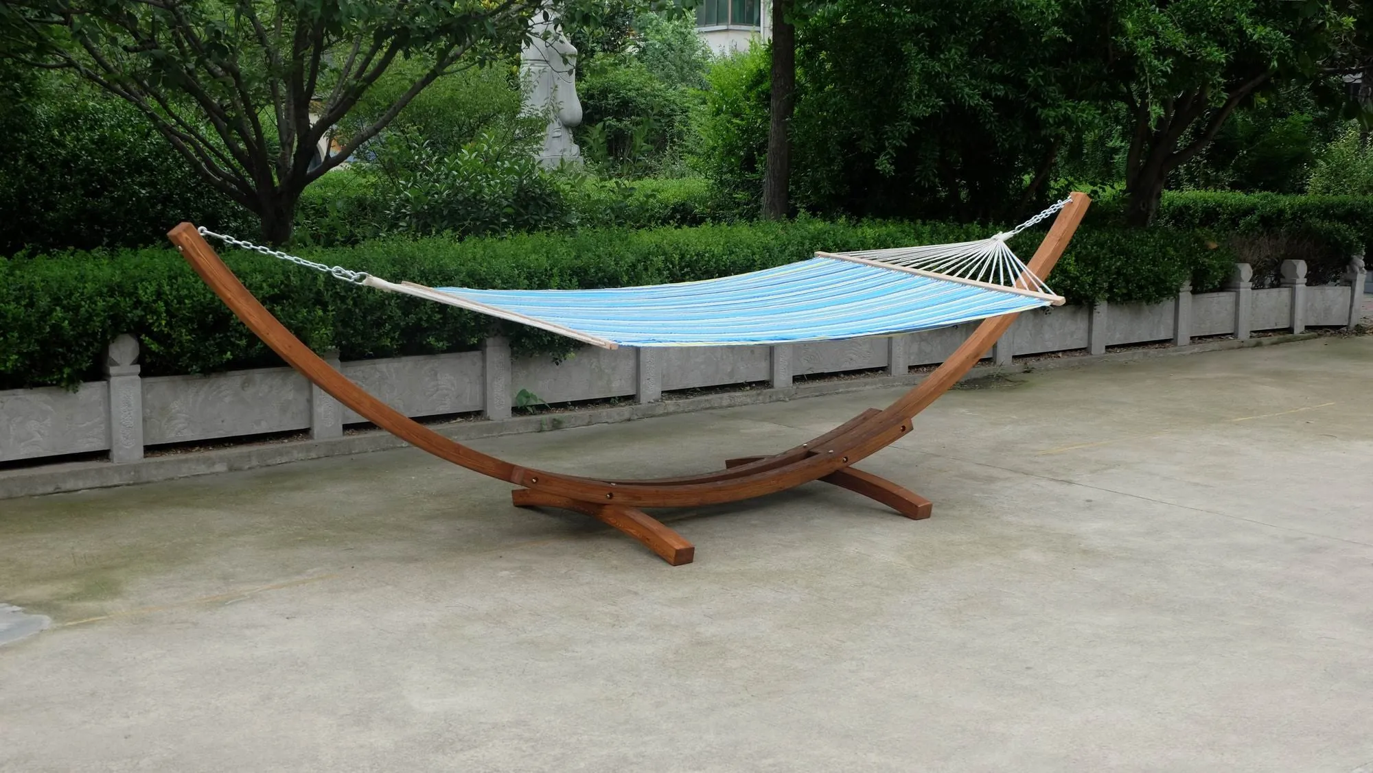 NEW Solid Wood Wooden Arc Hammock Stand   Quilted Double Wide Wood Day Bed Hammock