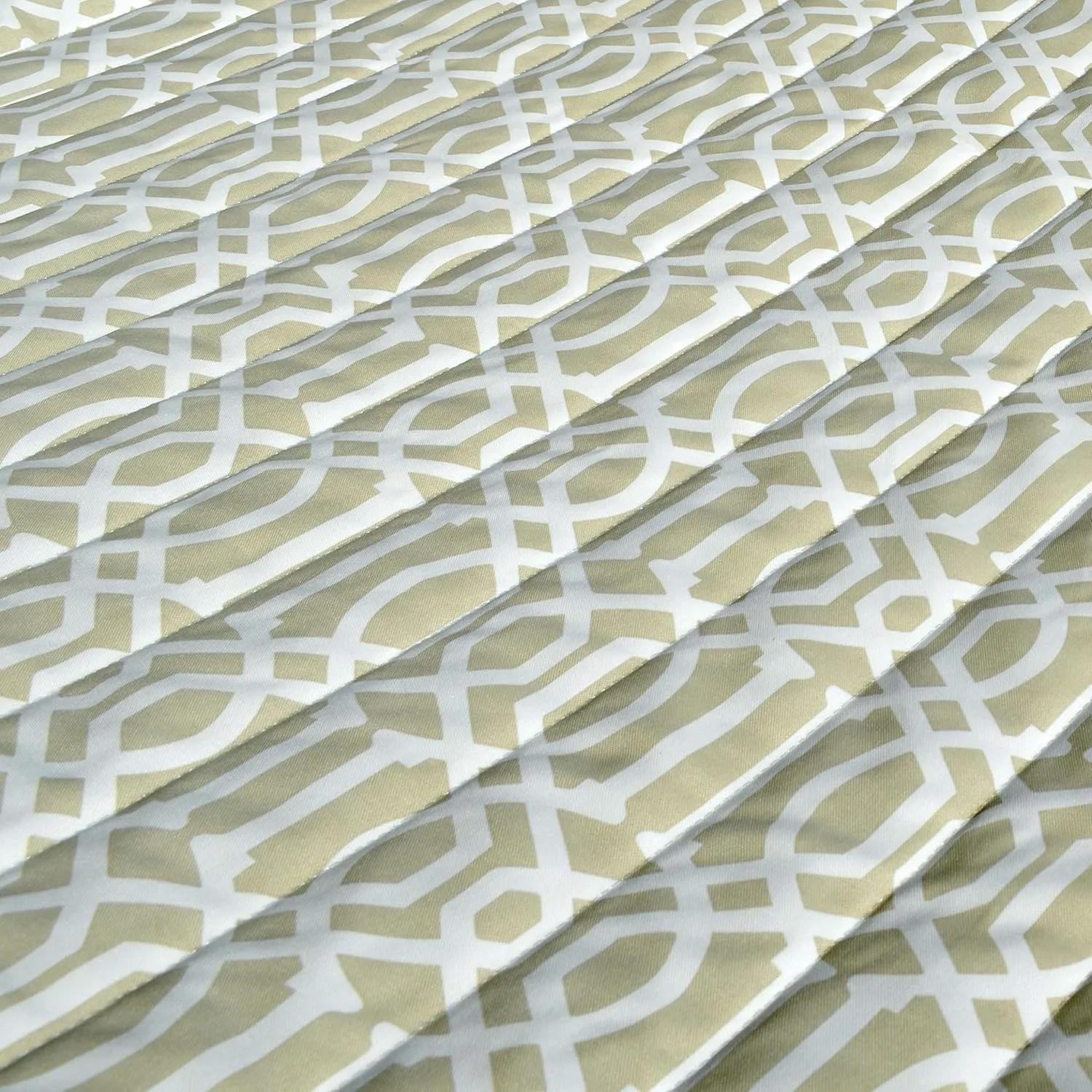 Quilted Hammock (Beige Pattern)