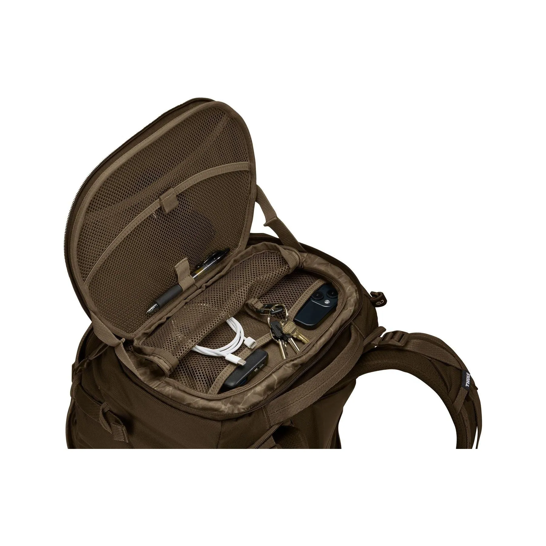 Thule Landmark 70L travel pack deep khaki