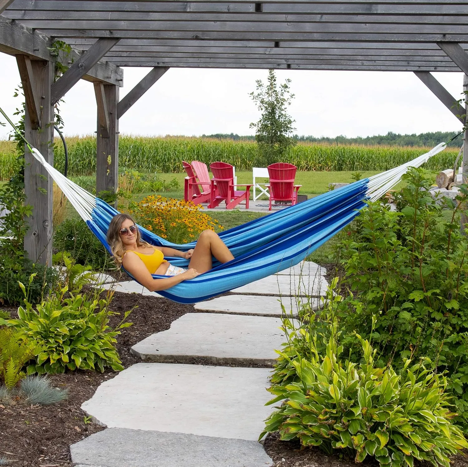 Vivere Brazilian Style Double Cotton Hammock with Polyester End Strings, 450 lb Weight Capacity (Island Breeze)