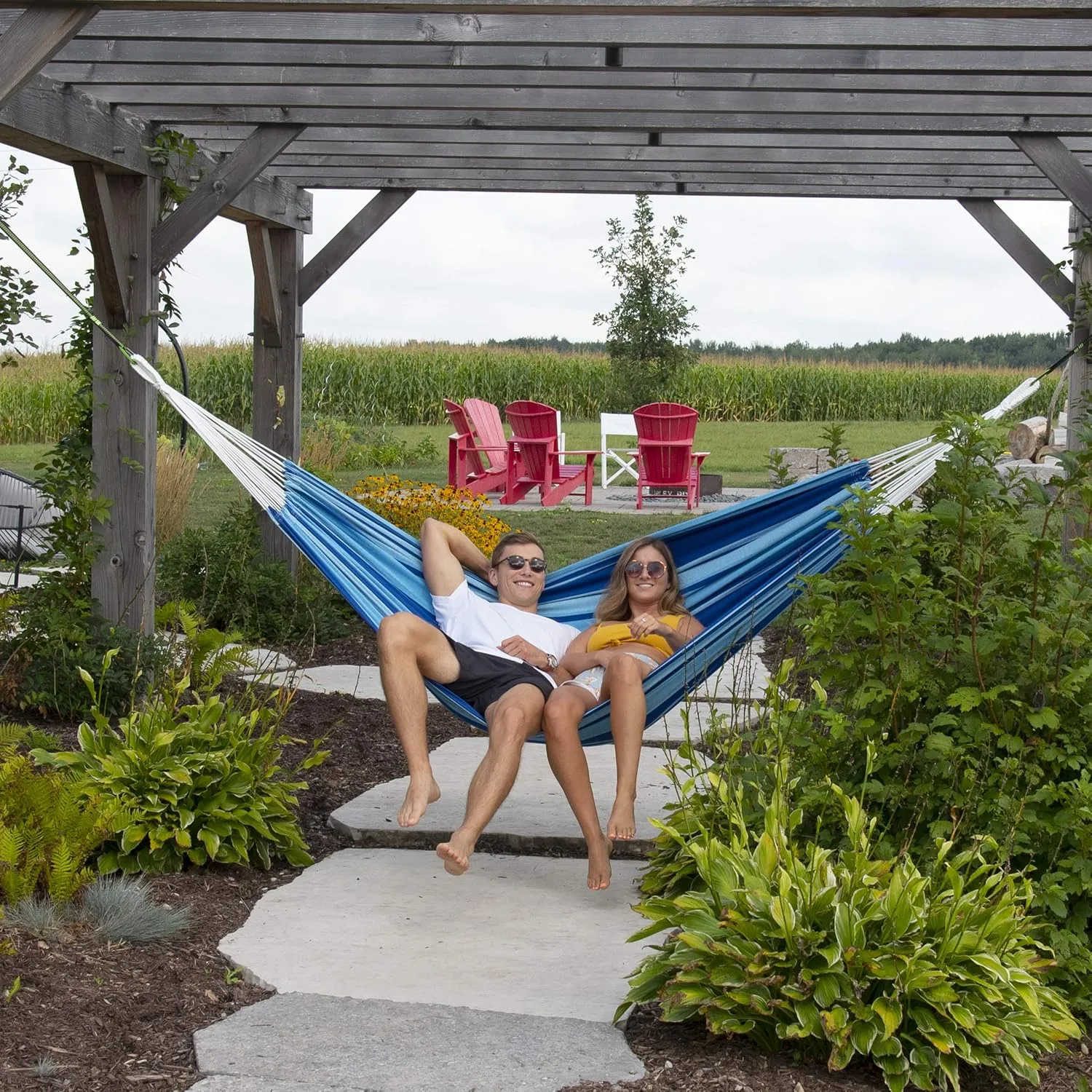 Vivere Brazilian Style Double Cotton Hammock with Polyester End Strings, 450 lb Weight Capacity (Island Breeze)