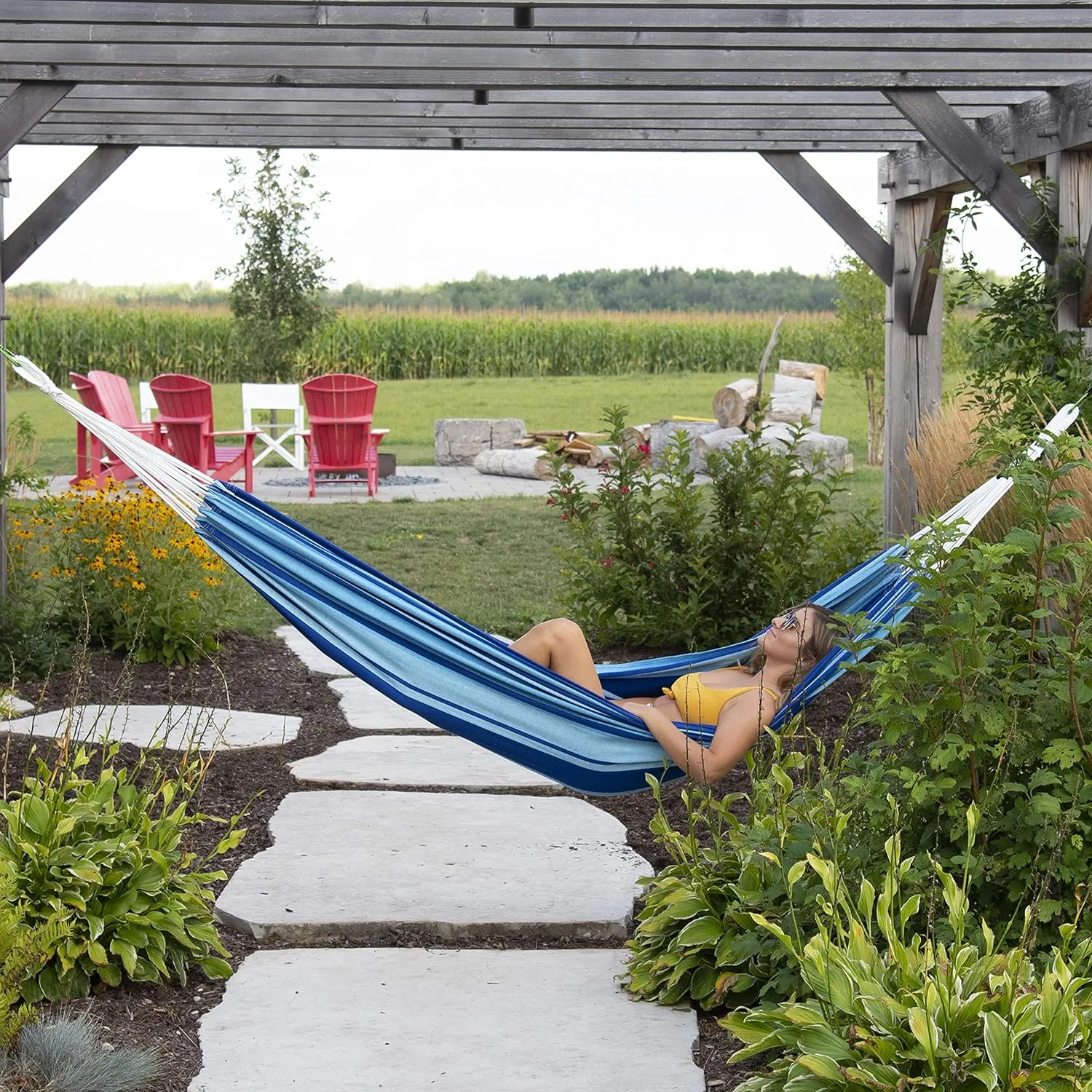 Vivere Brazilian Style Double Cotton Hammock with Polyester End Strings, 450 lb Weight Capacity (Island Breeze)