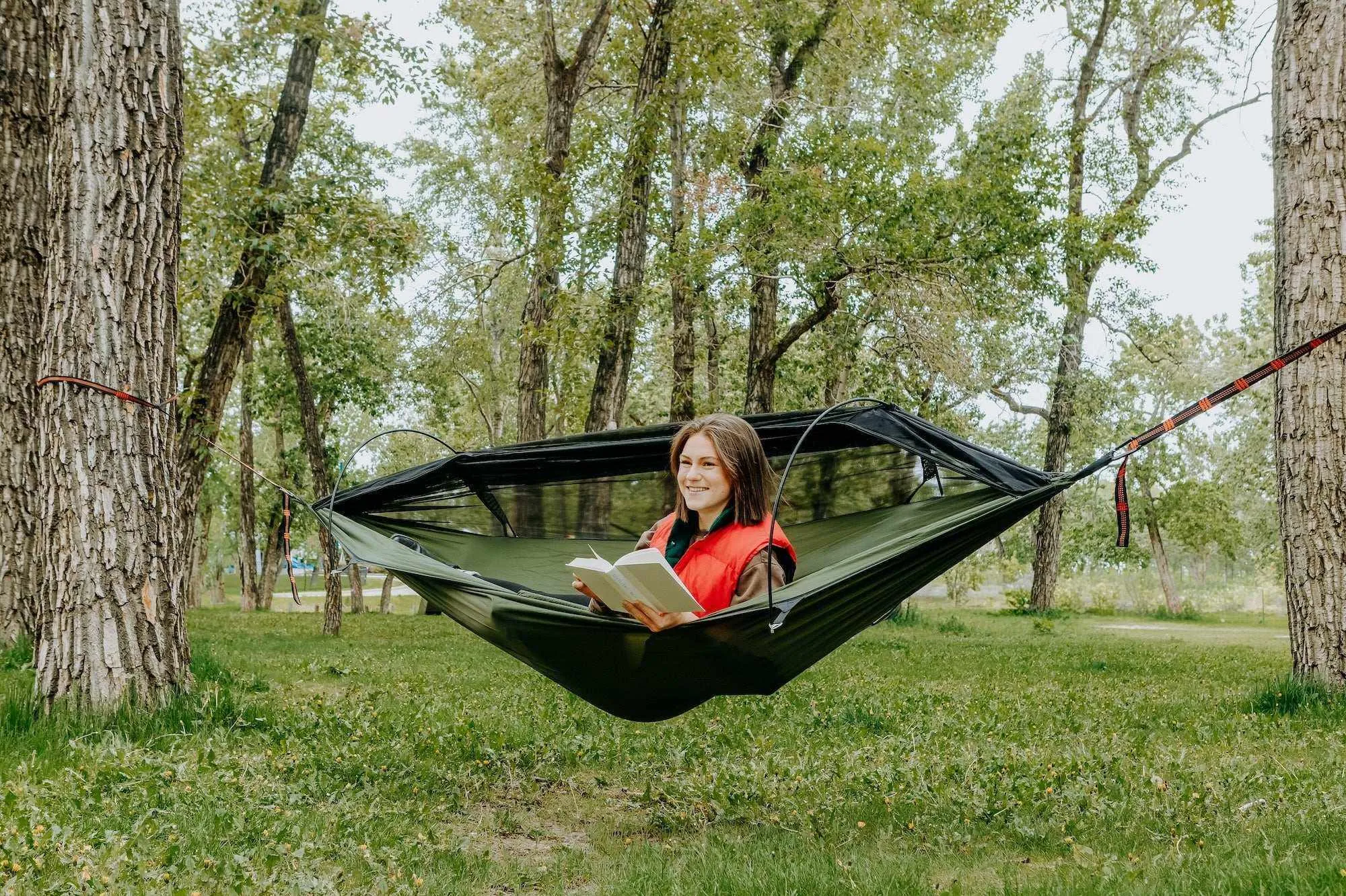 YattaNet Ultralight Hammock – Ripstop Shelter with Mosquito Net & Poles